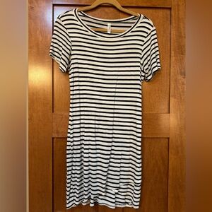 Magic Fit mini dress
